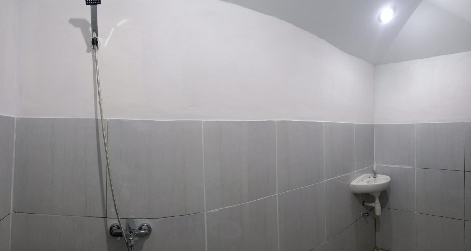 Bayan Exotic Homestay Сенару Екстер'єр фото