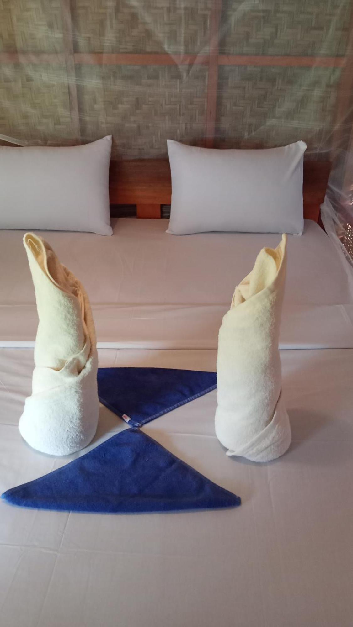 Bayan Exotic Homestay Сенару Екстер'єр фото
