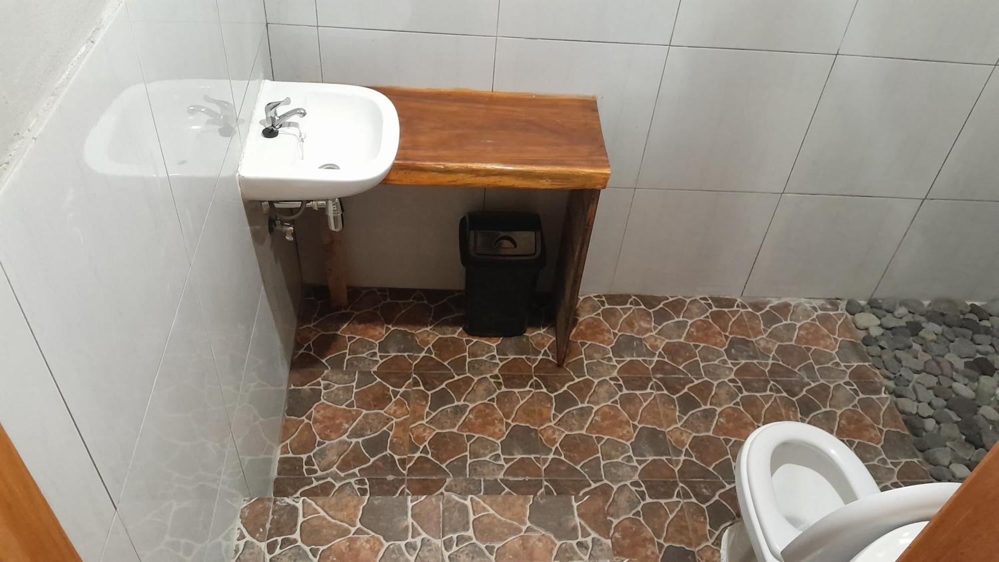 Bayan Exotic Homestay Сенару Екстер'єр фото