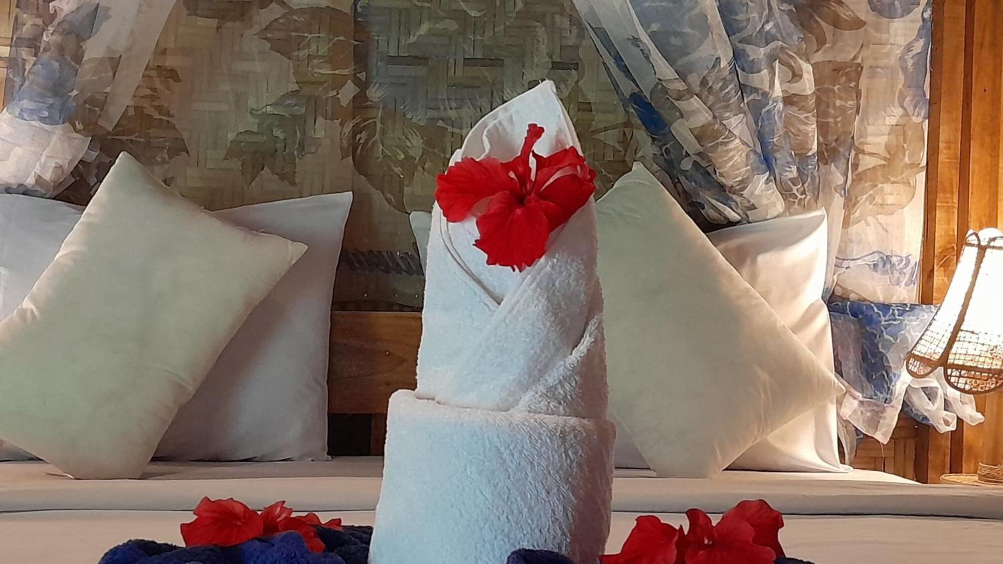 Bayan Exotic Homestay Сенару Екстер'єр фото